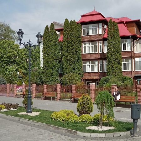 Hotel Сонячна Truskawiec Zewnętrze zdjęcie
