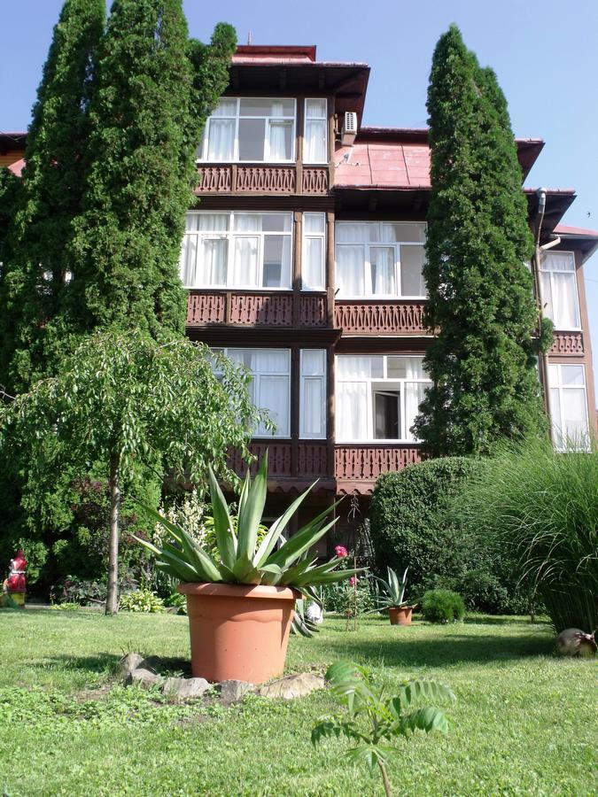Hotel Сонячна Truskawiec Zewnętrze zdjęcie